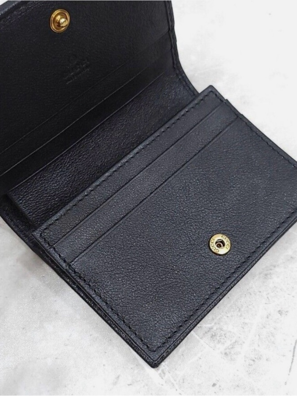 Gucci Diane Calfskin Card Wallet with Gold GG and Bamboo Accent - Picture 3 of 4